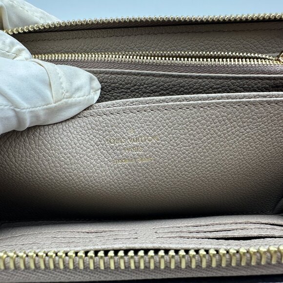 Louis Vuitton Monogram Empreinte Zippy Wallet Cream color - Picture 9 of 9